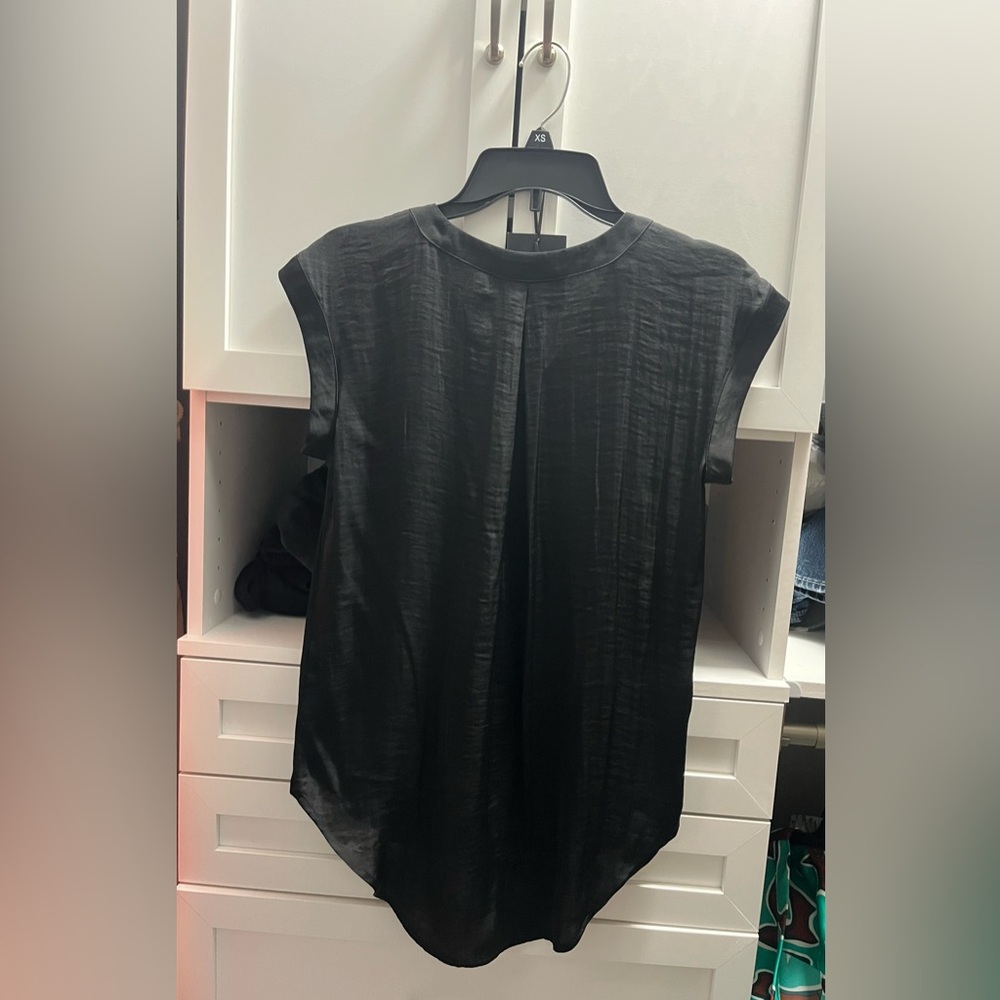 Simply Vera Vera Wang Black Relaxed Pleated Blouse - Picture 2 of 2